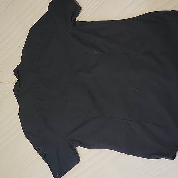 Guess Button Up Black Sm. - Picture 3 of 3